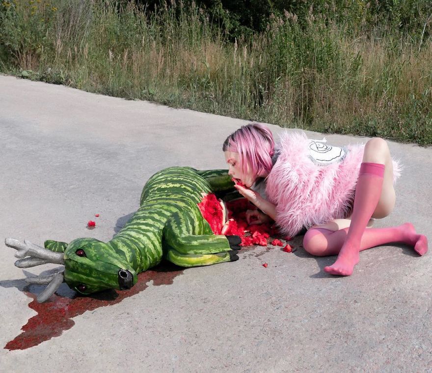 Russian Artist Ellen Sheidlin Take Bizarre And Thought-Provoking Photos